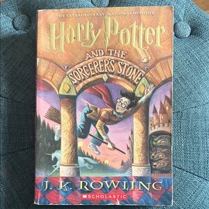 Scholastic Harry Potter and the Sorcerer's Stone